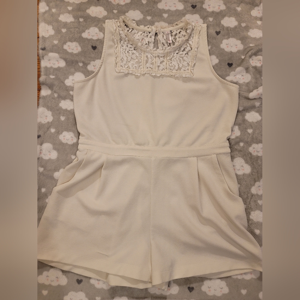 Xhilaration Off  White Lace Romper XL